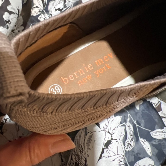 Bernie Mev. New York shoes - Picture 11 of 12